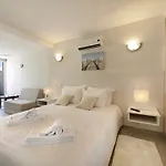 Nyaraló Calheta 25